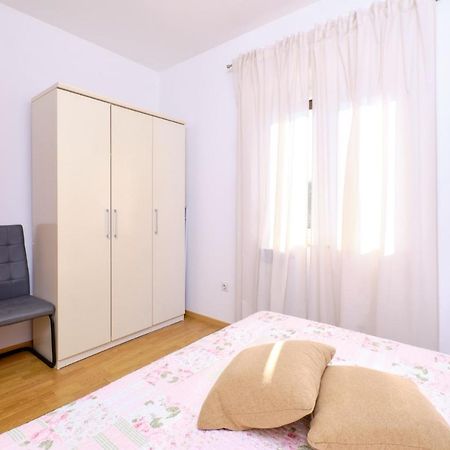 Apartments Vanda Mali Lošinj Dış mekan fotoğraf