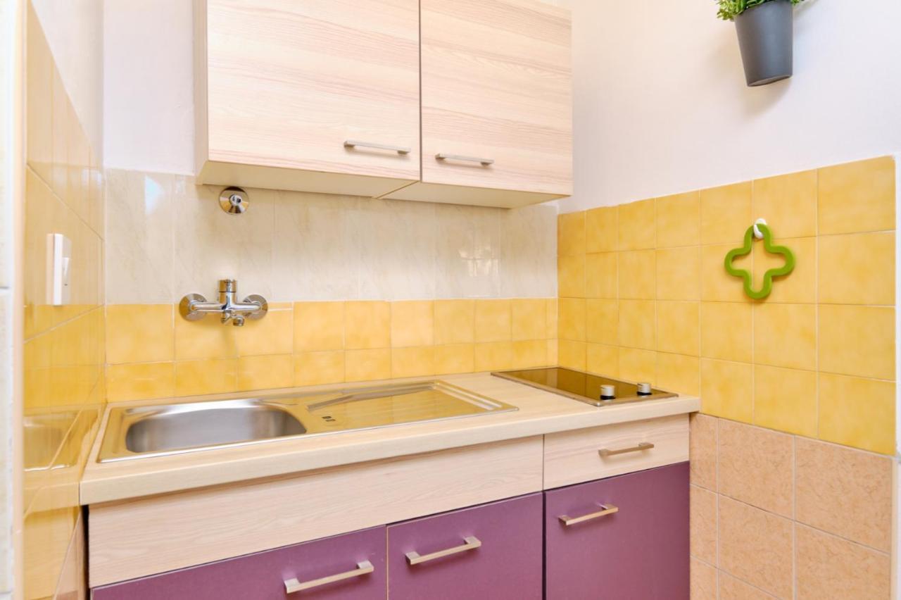 Apartments Vanda Mali Lošinj Dış mekan fotoğraf