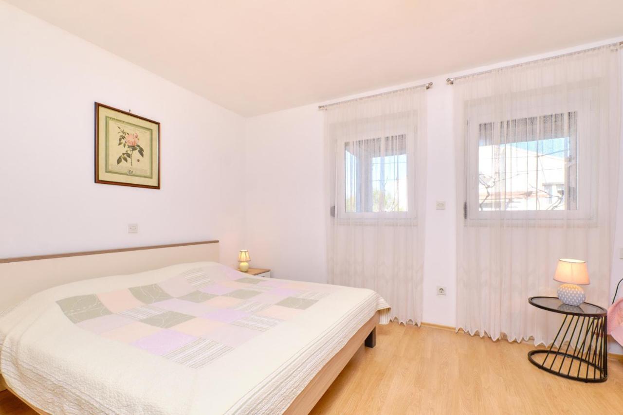 Apartments Vanda Mali Lošinj Dış mekan fotoğraf