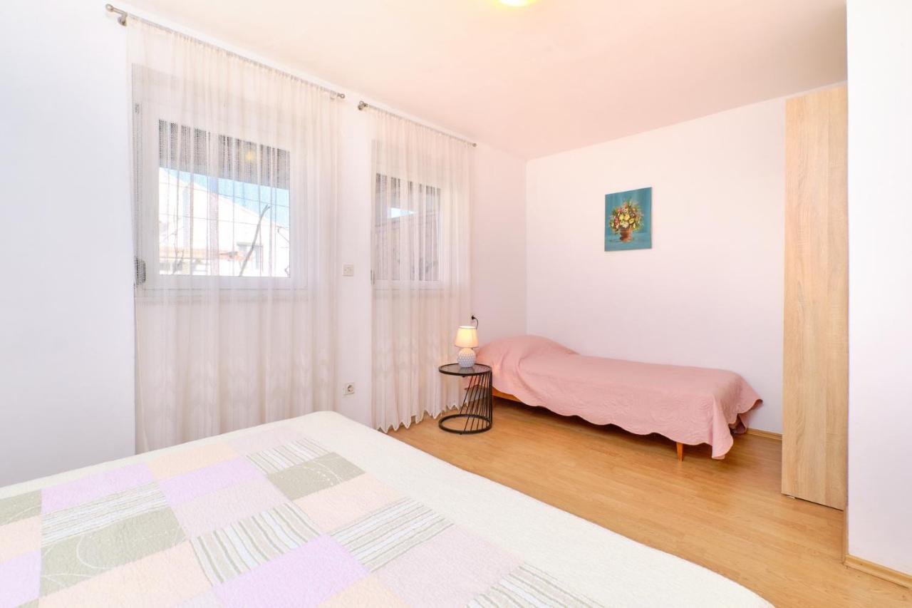 Apartments Vanda Mali Lošinj Dış mekan fotoğraf