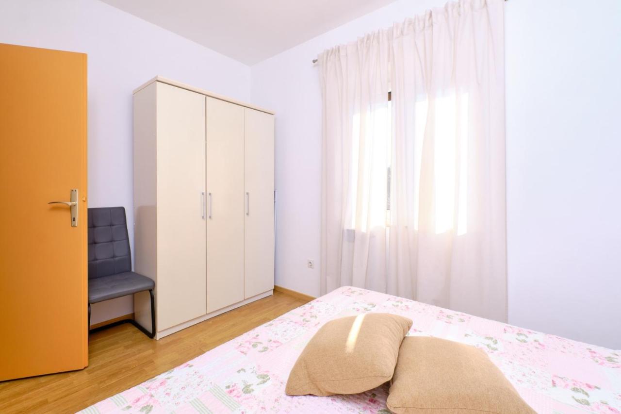Apartments Vanda Mali Lošinj Dış mekan fotoğraf